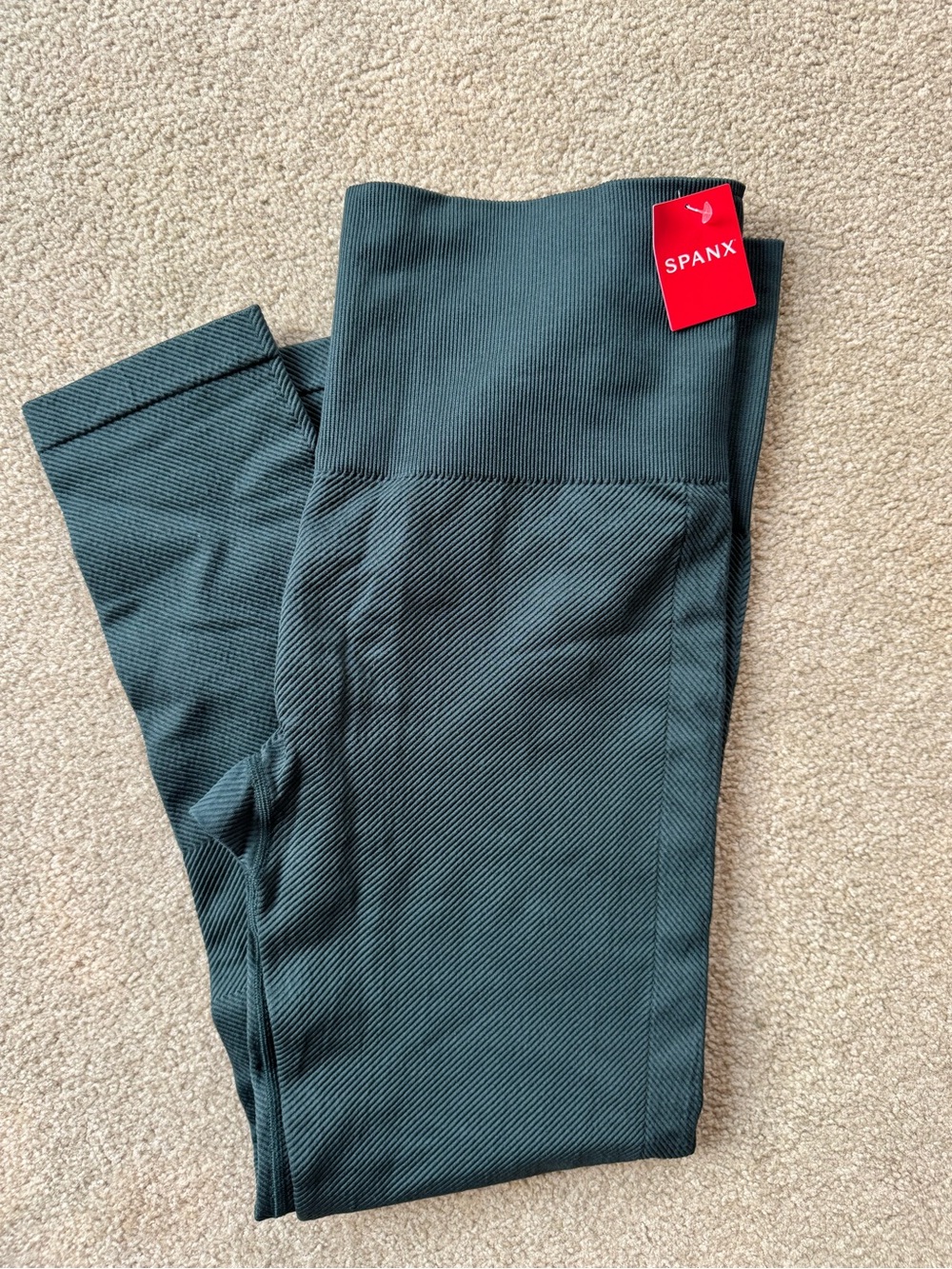 NWT SPANX Women’s Forest Green Chevron High-Waist Jogger Pants